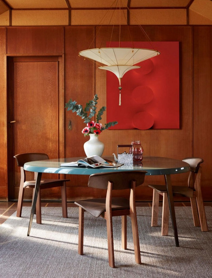 Table Mexique, design Charlotte Perriand collection Cassina