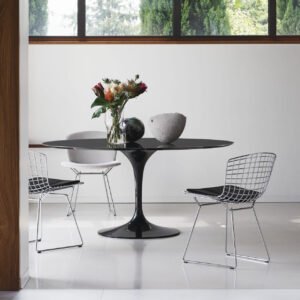 Table de repas Tulip, design Eero Saarinen, collection Knoll In Situ Quimper