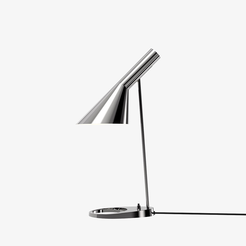 Lampe à poser AJ, design Arne Jacobsen collection Louis Poulsen