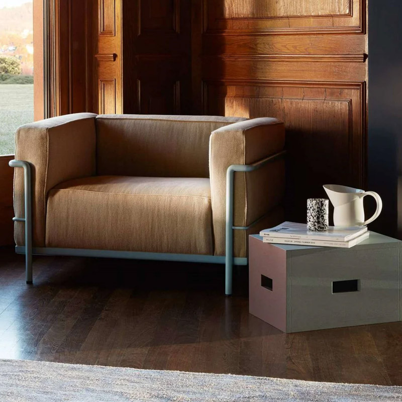 3 Fauteuil Grand Confort, Grand modèle, design Le Corbusier, Pierre Jeanneret, Charlotte Perriand collection Cassina