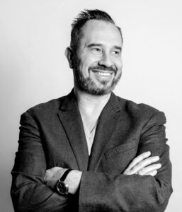 Designer Alain Gilles in situ Quimper