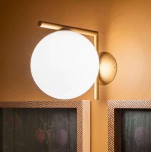 Plafonnier / Applique IC lights simple C/W2, design Michael Anastassiades, collection Flos, In Situ Quimper