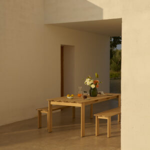 Table de repas Assemble, collection Muuto, In Situ Quimper