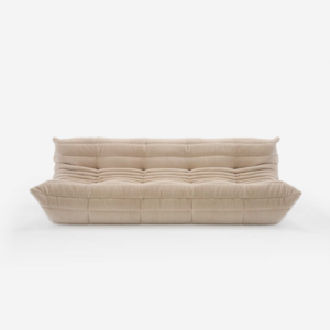 Tres grande banquette 4 places Togo, design Michel Ducaroy, collection Ligne Roset, In situ Quimper