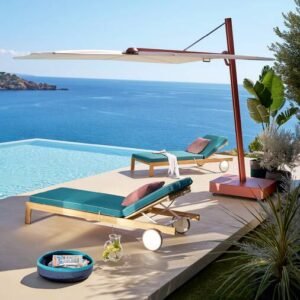 Sunbed Lie out, design Rodolfo Dordoni, collection Cassina, In Situ Quimper